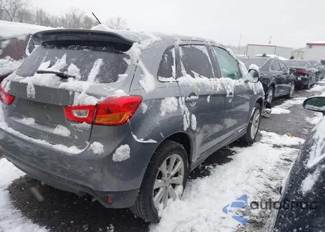 2015 Mitsubishi Outlander Sport Es из США, поврежденный, VIN 4A4AP3AU9FE008203
